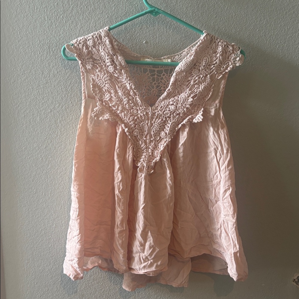 Solitaire Pink Lace Top